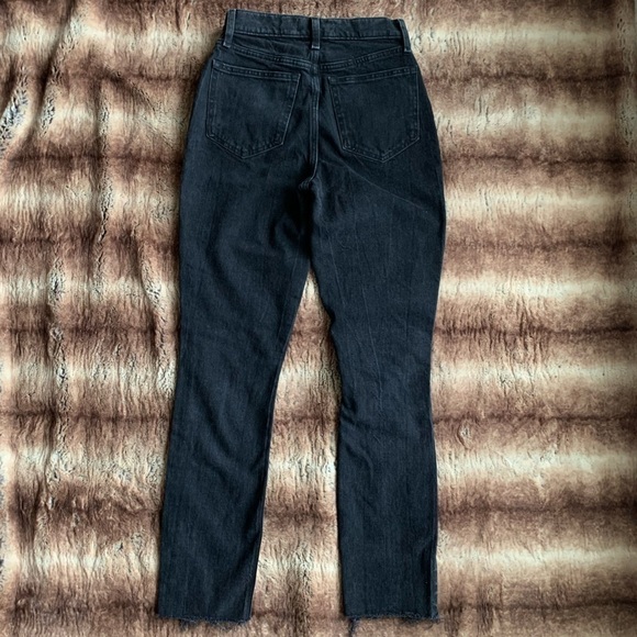 Abercrombie & Fitch High Rise Mom Jean Distressed - Picture 3 of 7